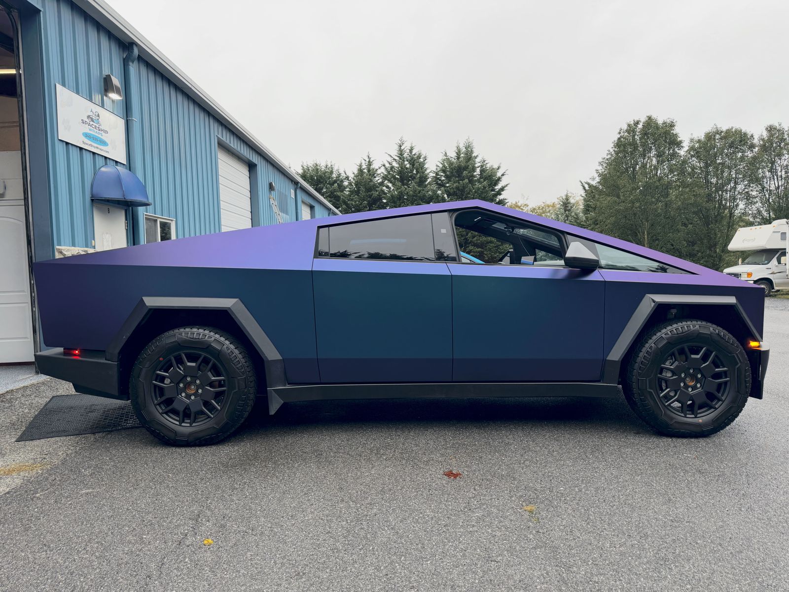 Tesla wrap Hollywood